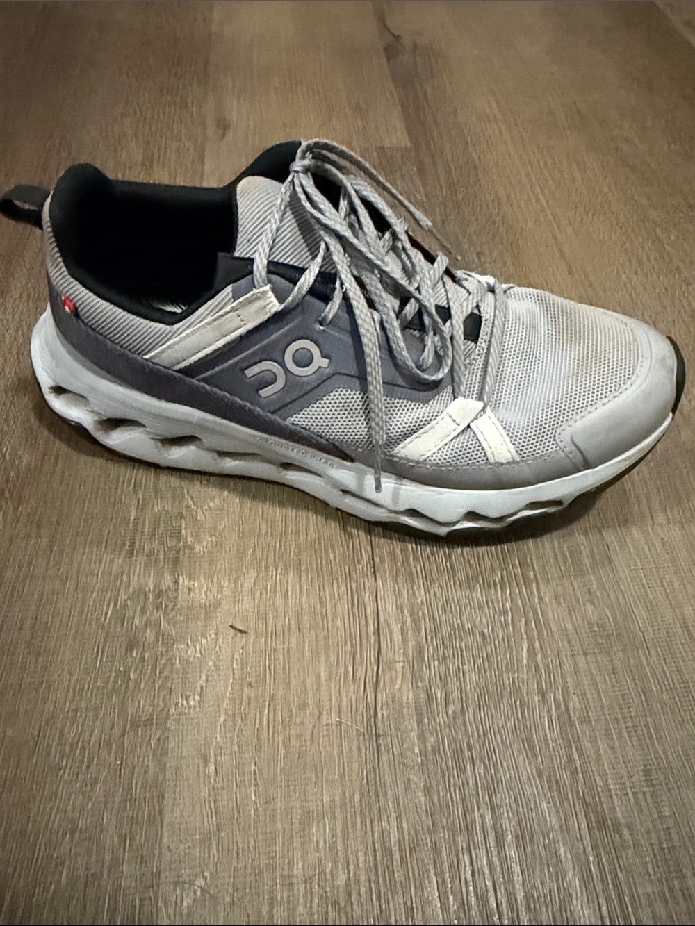 On Running Women’s Light Gray and Dark Gray Athletic Shoe